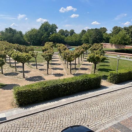 Appartments Zur Schlosswache Delitzsch Esterno foto