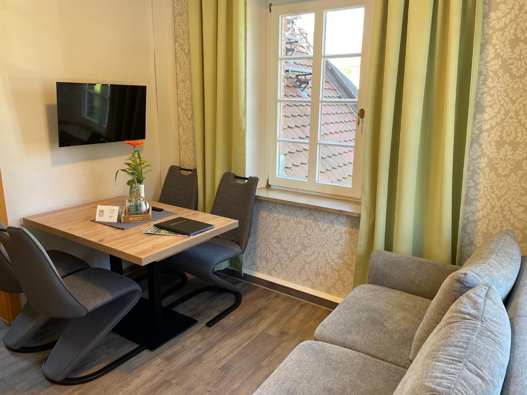 Appartments Zur Schlosswache Delitzsch Esterno foto