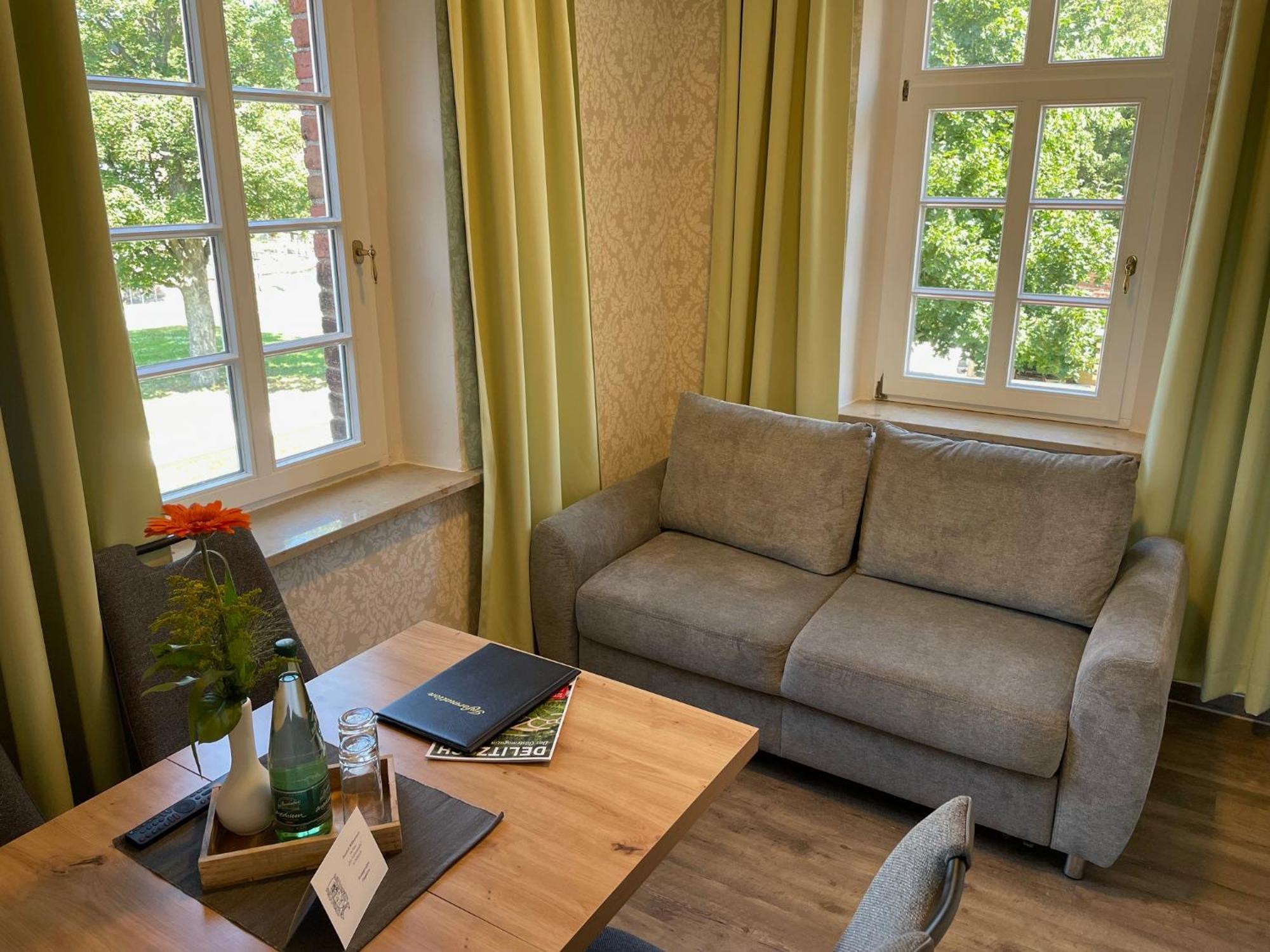 Appartments Zur Schlosswache Delitzsch Esterno foto